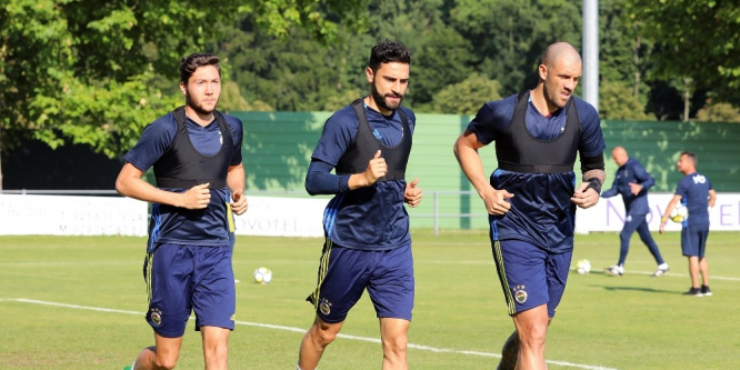 Fenerbahçe, yeni sezon hazırlıklarını sürdürdü