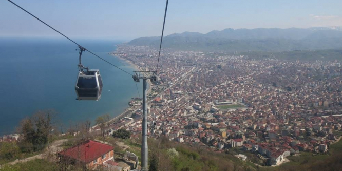 Bayramda teleferiğe büyük ilgi