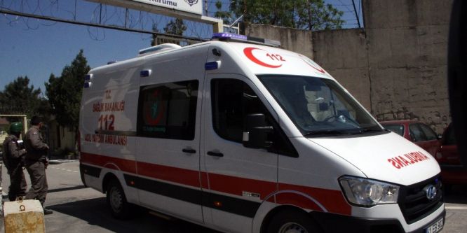 Kadın mahkum cezaevinde yatağını yaktı