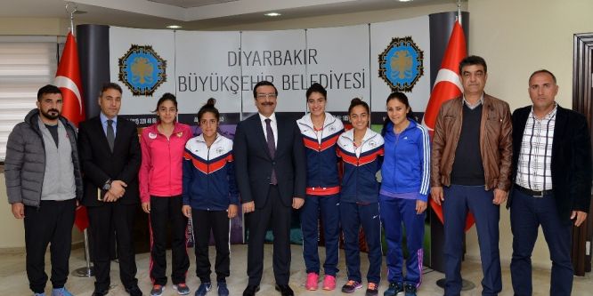 Başkan Atilla: Sporculara her zaman destek olacağız