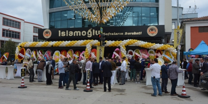 İslamoğlu 8’inci şubesini açtı