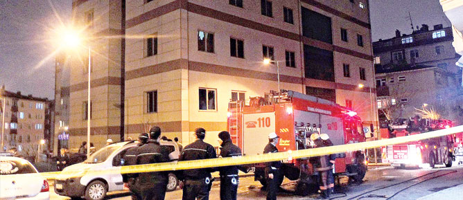 Güngören Kaymakamlığı ve Eğitim Bir Sen şubesine molotoflu saldırı