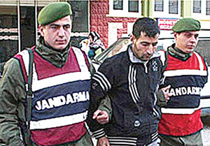 Mehmetçiğe sigara paketi içerisinde uyuşturucu satmak istemişler