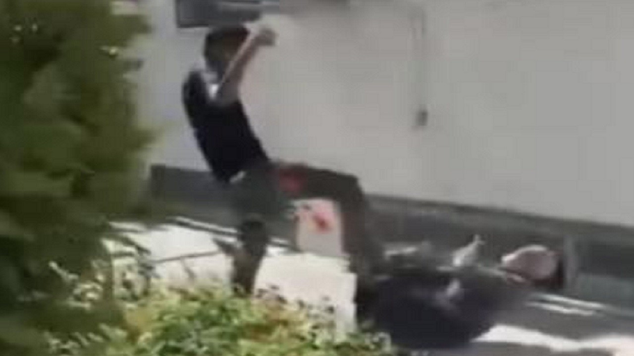 75 yaşındaki adam acımasızca darp edildi