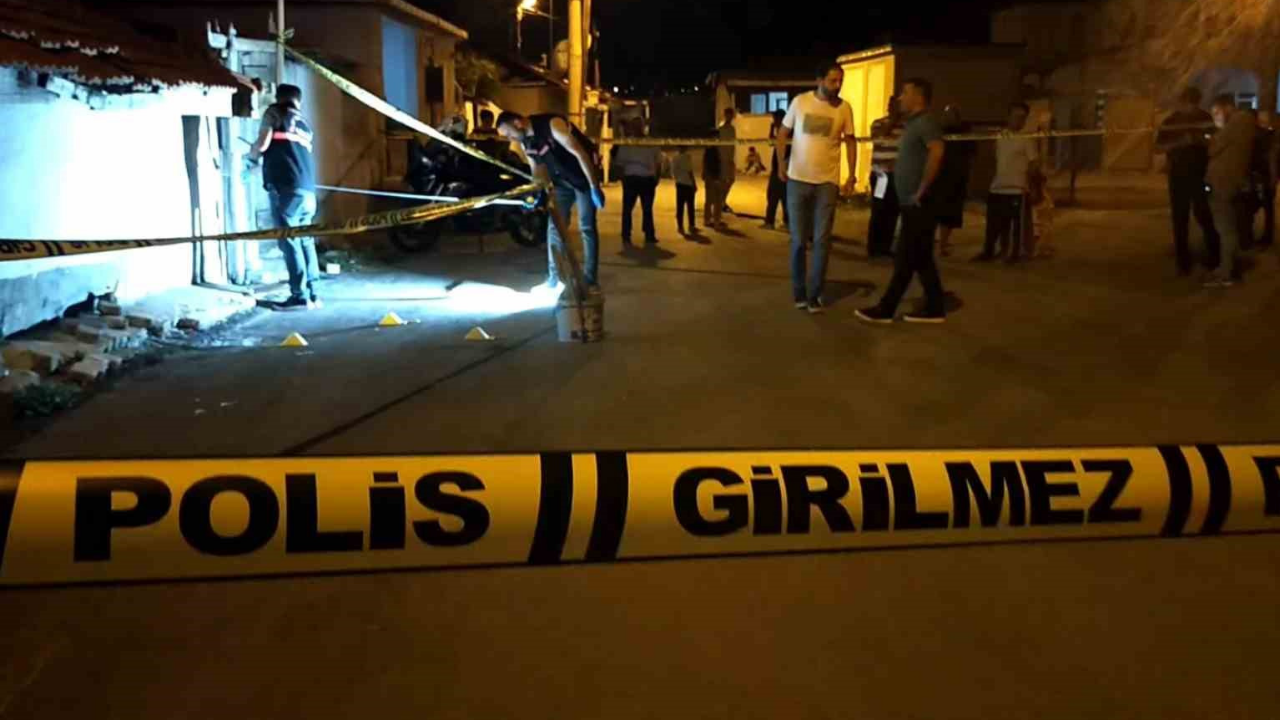 75 yaşındaki adam eşine sinirlenip herkesin gözü önünde intihar etti!