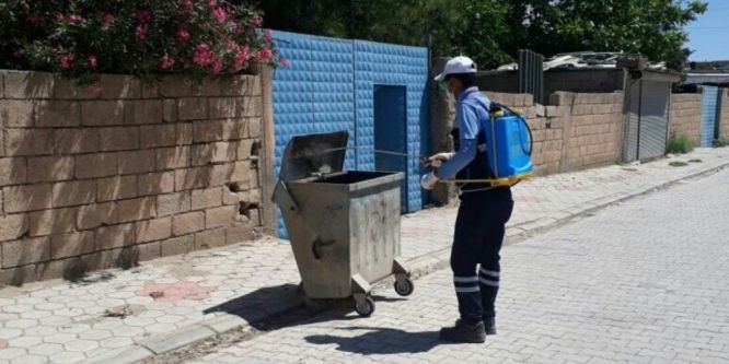 Mardin’de ilaçlama çalışmaları sürüyor