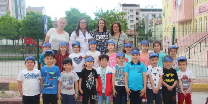 Miniklere trafik dersi