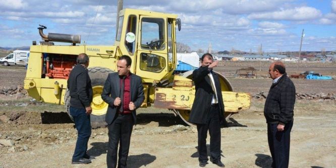 Köylerde yapılan çalışmaları yerinde inceledi