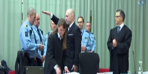 77 kişiyi öldürdü bu hareketi yaptı!