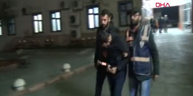 77 yaşındaki şahsı gasptan tutuklandı... 