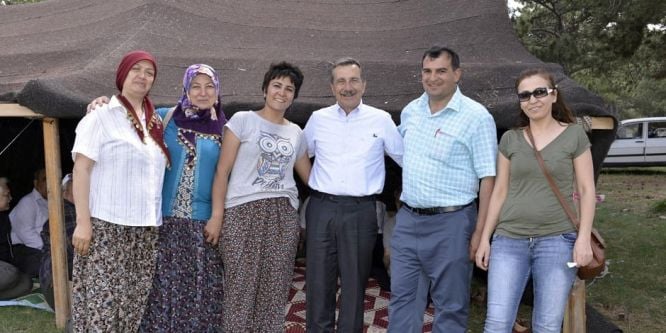 Başkan Ataç bahar şenliklerine katıldı