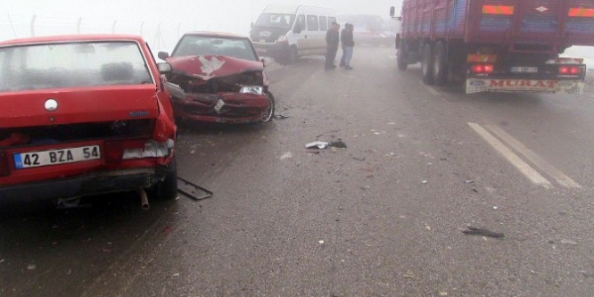 32 araç birbirine girdi