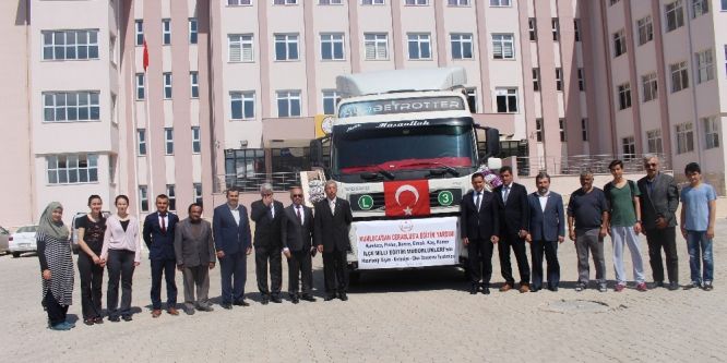 Öğrencilerden Cerablus’a yardım eli