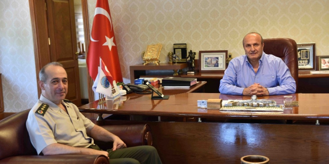İl Jandarma Komutanı Özbek’ten Başkan Arslan’a ziyaret