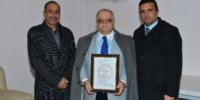 Göçmen şair’den Vali Şentürk'e şiir