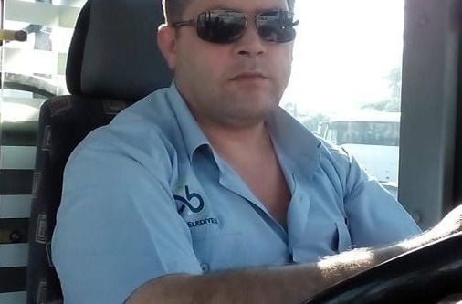 Otobüse binen kadın şoförü bıçakladı