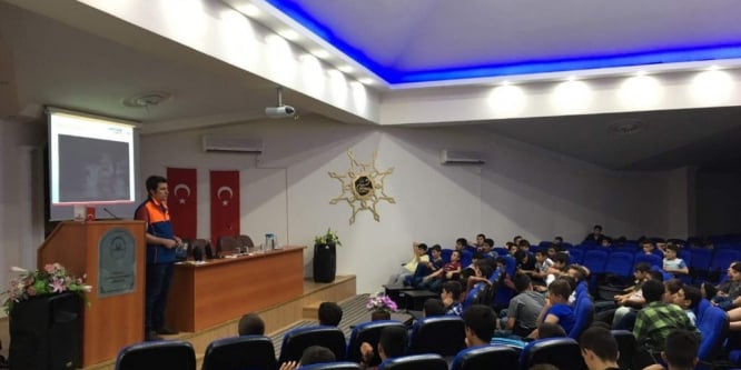 96 öğrenci ve 5 öğretmene afet bilinci eğitimi