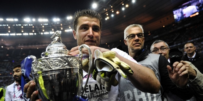 Galatasaray Cedric Carrasso’yu kadrosuna kattı