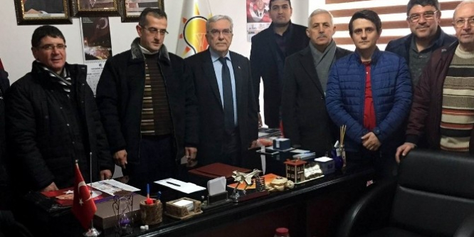 AK Partili Dinç’e ’Hayırlı olsun’ ziyareti