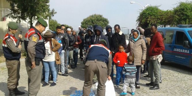 İzmir’de 46 göçmen yakalandı
