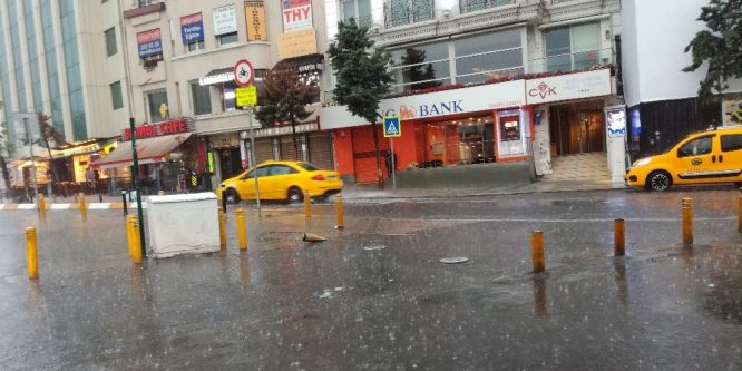 İstanbul’da sağanak yağış