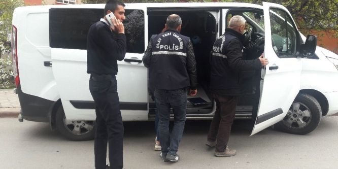 Arkadaşını bacağından vuran şahıs kaçtı