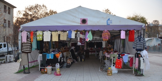 Emekçi ev hanımları mekan istiyor