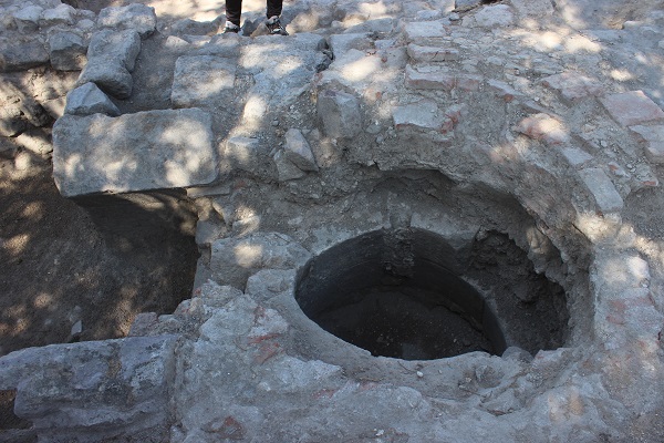 8 asırlık hamam gün yüzüne çıktı