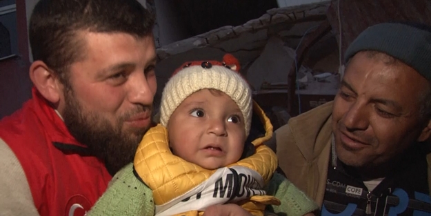 8 aylık Ömer Adnan bebeğin inanılmaz kurtuluşu