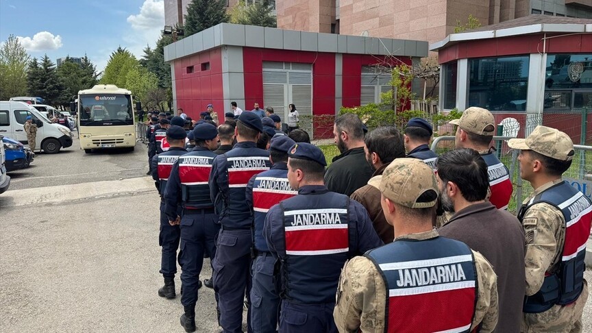 8 ilde "yasa dışı bahis" operasyonu: 70 şüpheli tutuklandı