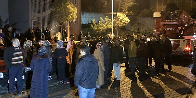 8 katlı binada büyük panik! Herkes sokağa döküldü