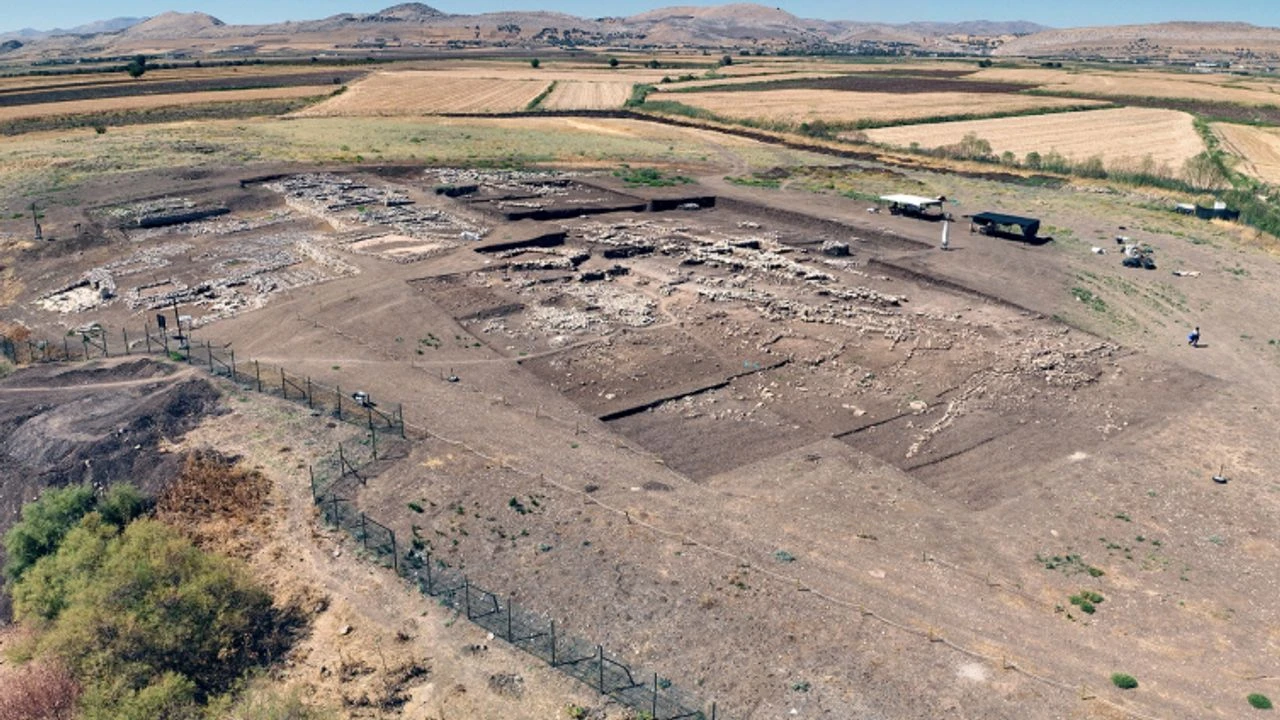 8 kayıp mezar bulundu!