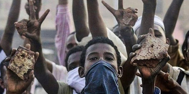 8 kişinin hayatını kaybettiği Sudan'da İstihbarat açıklama yaptı: Arkasında İsrail var