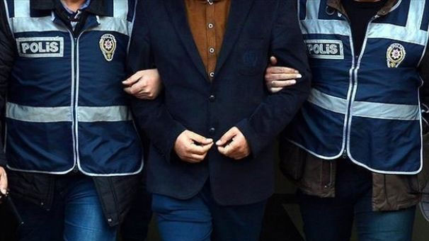 8 muvazzaf asker cezaevine gönderildi