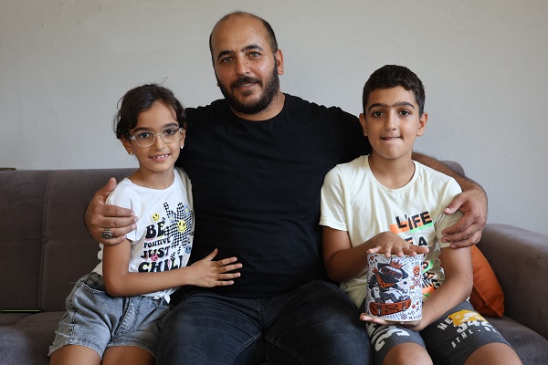 8 yaşındaki depremzede kızın kumbarası çalındı! Pes dedirten hırsızlık