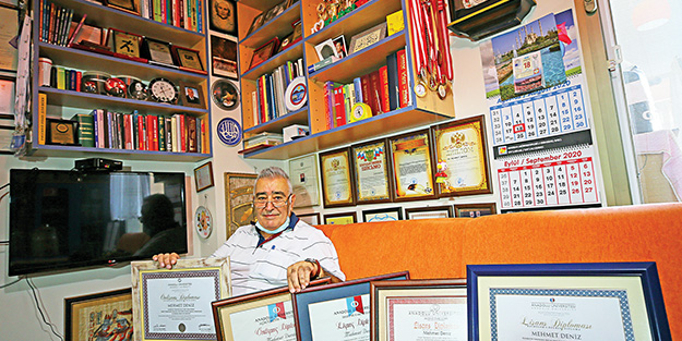 80 yaşındaki “Süper Dede” 5. Üniversite diplomasını aldı