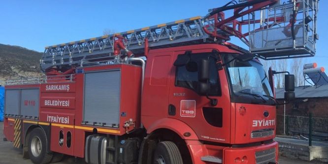 Sarıkamış Belediyesi’ne modern itfaiye aracı