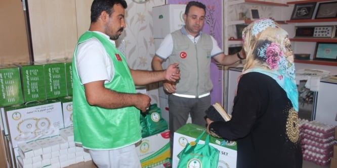 Türkmen aileler unutulmadı