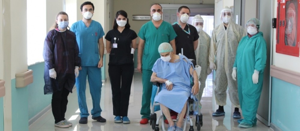 80’lik dede yoğun bakımdan covid servisine alındı 