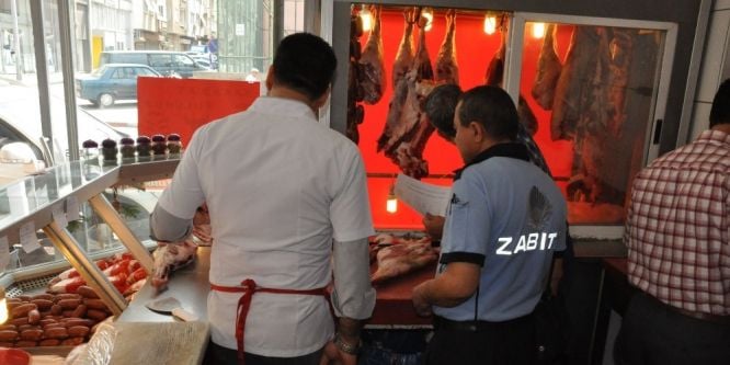 Nazilli’de zabıta ve sağlık birimleri kasapları denetliyor