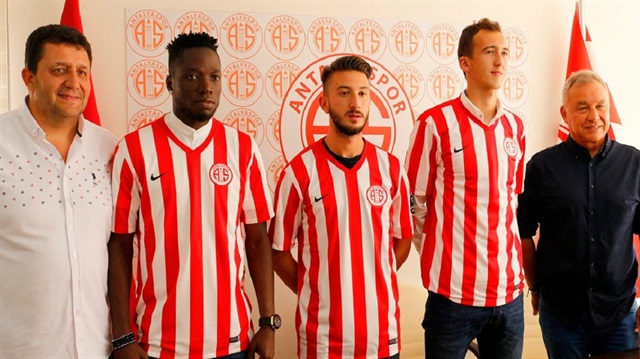 82 dakika oynadı lisansı donduruldu