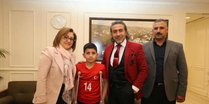 Canlı bomba saldırısında yaralanan çocuk sağlığına kavuştu
