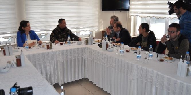 Emniyet müdürleri basın mensuplarıyla bir araya geldi
