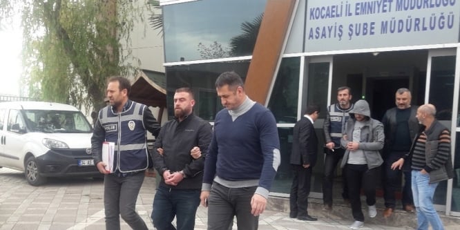 Emekli polisin ölümüne neden 2 firari yakalandı