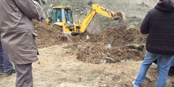 Çukura düşen küçük çocuk öldü