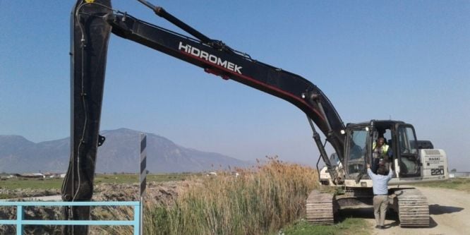 Kötü koku ve sinekten kurtuldular