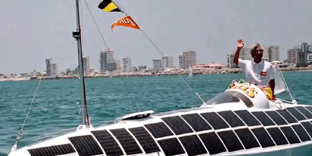 83 yaşındaki Japon, Pasifik'i yat üzerinde tek başına geçti