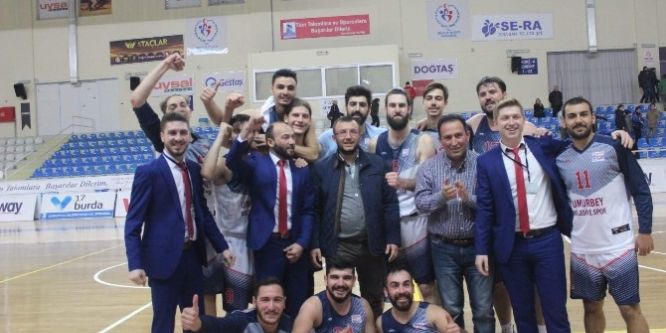 Umurbey belediyesi son saniyede galip