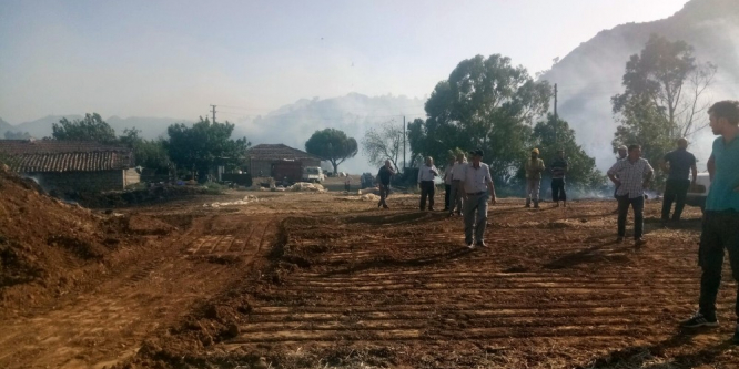 Antalya’da orman yangını devam ediyor
