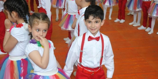 Akçakoca’da 23 Nisan Bayramı coşkuyla kutlandı